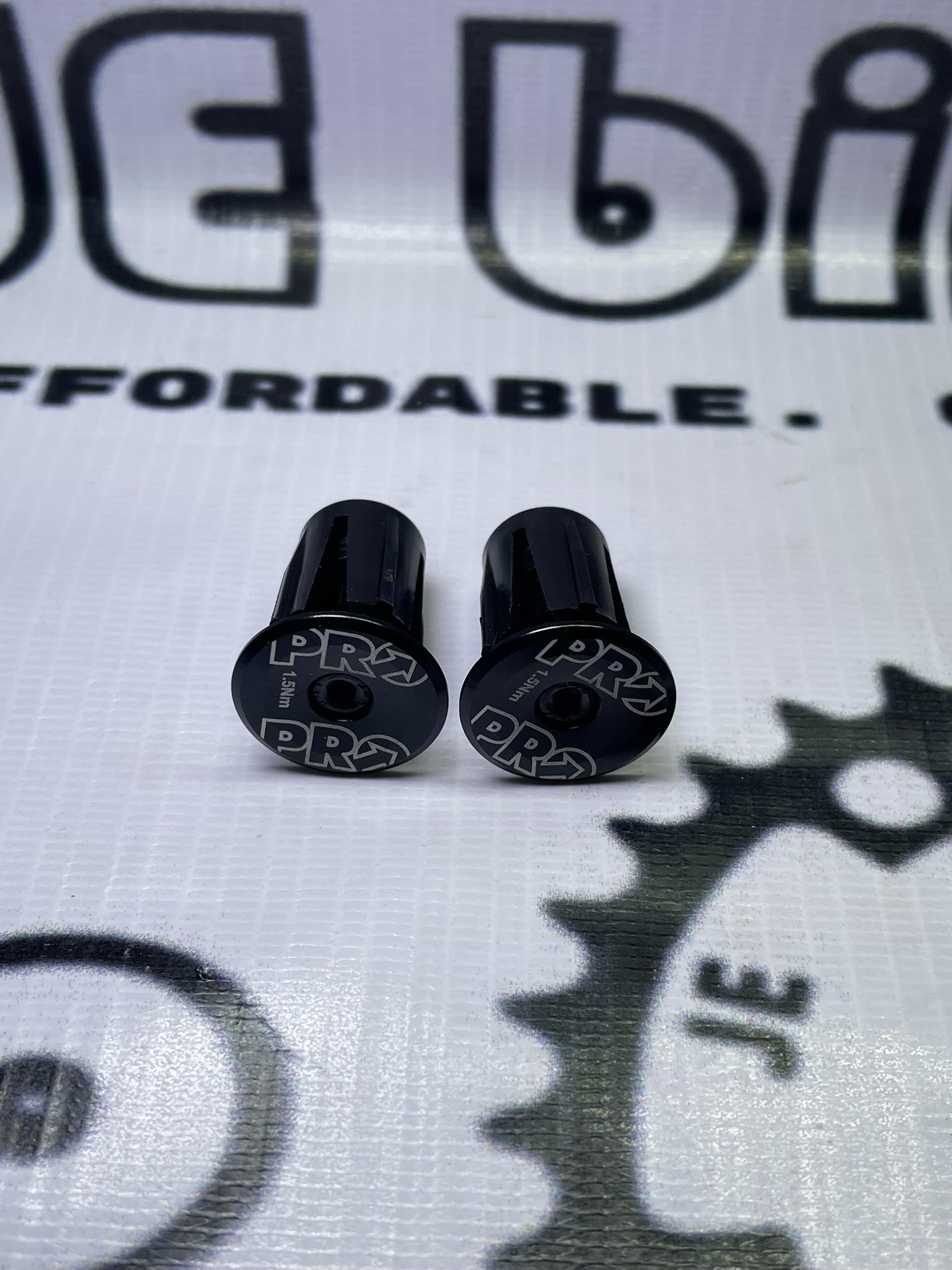 SHIMANO PRO BAR END