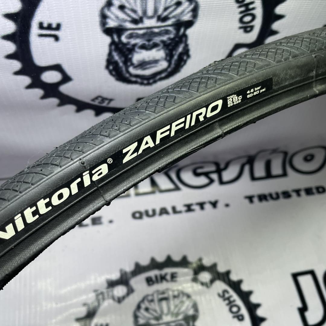 VITTORIA 700 X 28C ZAFFIRO TRAINING WIRED BLACK