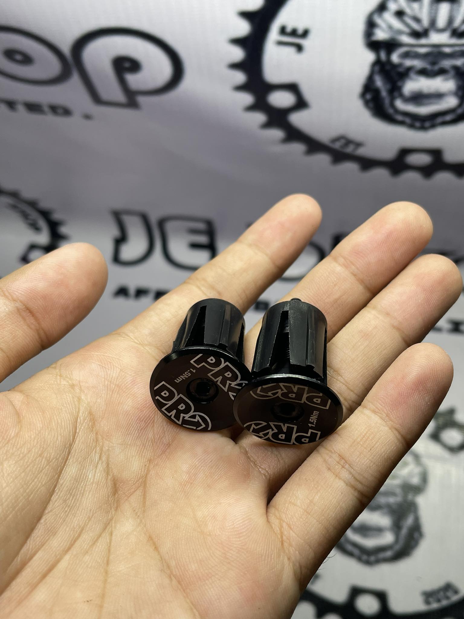 SHIMANO PRO BAR END