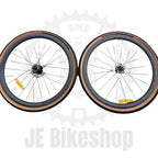BRAND NEW RETROSPEC GRAVEL WHEELSET INNOVA TIRE, FLOATING ROTOR 140mm REAR, 160MM FRONT 6 PAWLS 1 TEETH