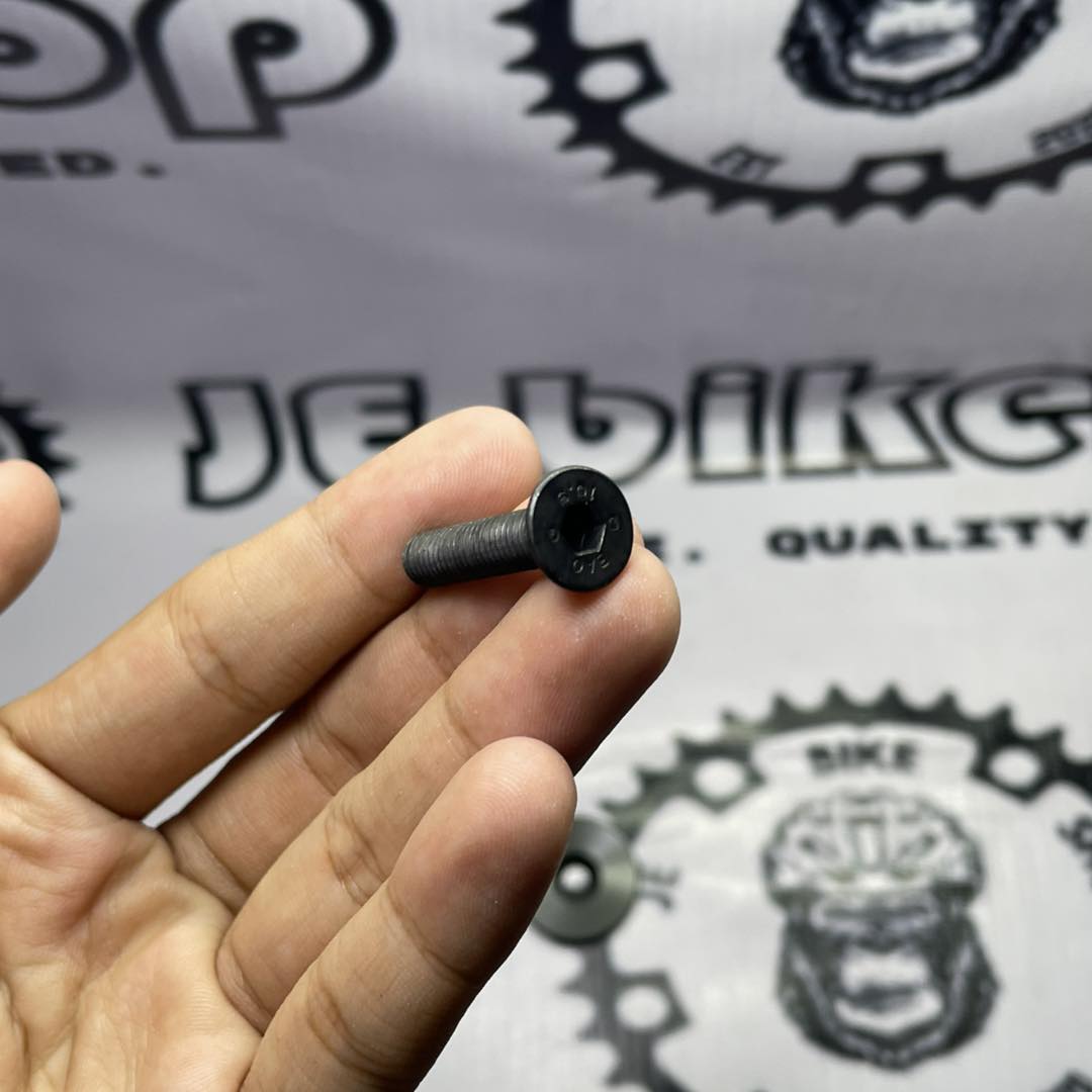 FLAT BLACK TOP CAP WITH STEEL BOLT ALUMINUM CAP