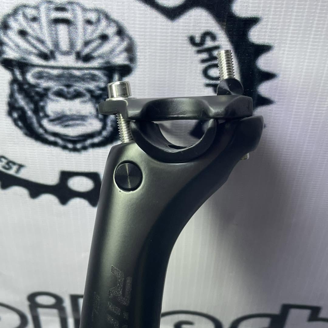 RIRO SL SPEED 31.6 X 400MM SETBACK  CARBON SEATPOST LIGTH WEIGHT 150g