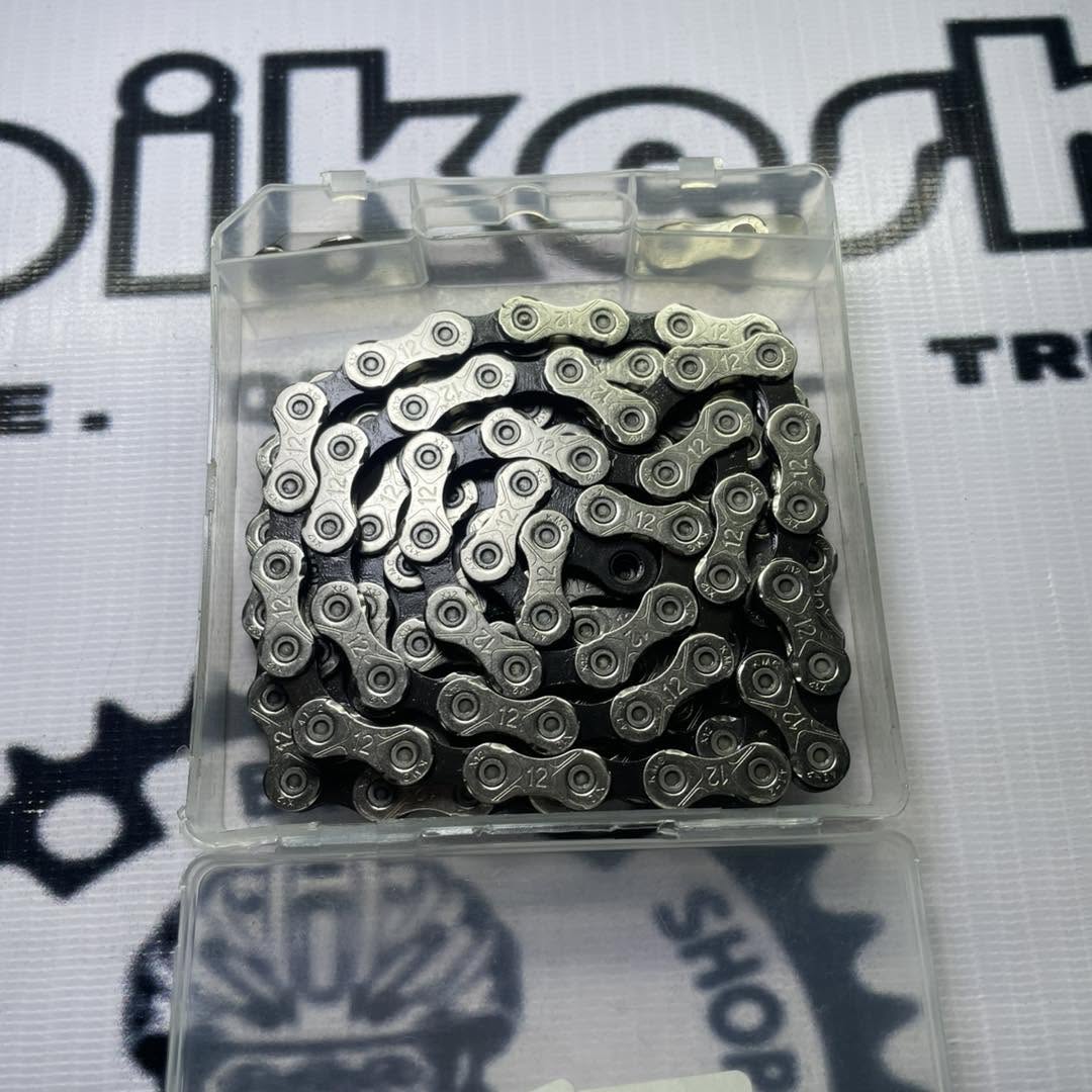KMC X12 12 SPEED 126 LINKS CHAIN