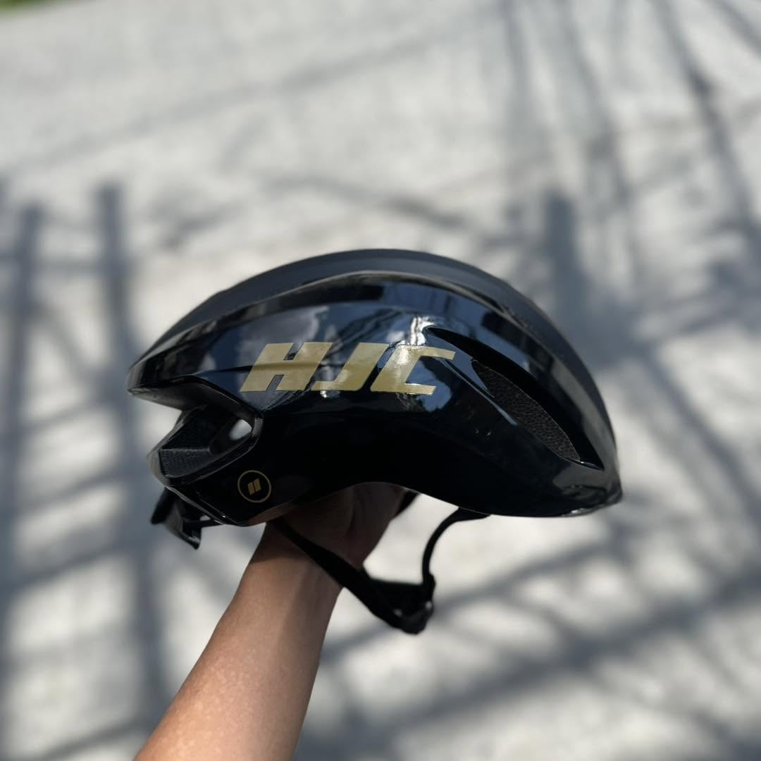HJC VALECO BLACK GOLD SIZE MEDIUM
