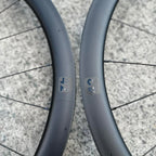 MEROCA 21/21 HOLES 42 MM THRU AXLE 6 BOLTS CARBON RIMSET