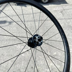 MEROCA 21/21 HOLES 42 MM THRU AXLE 6 BOLTS CARBON RIMSET