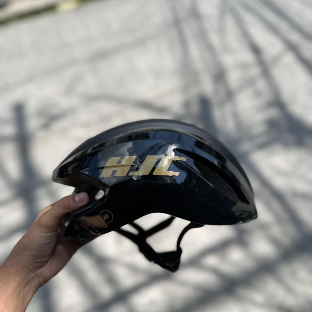 HJC VALECO BLACK GOLD SIZE MEDIUM