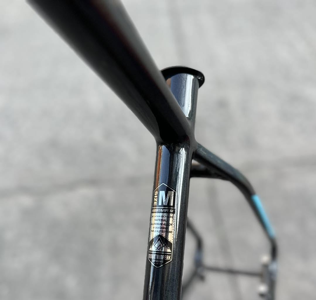 MOUNTAINPEAK 27.5 MEDIUM GLOSSY BLUE/BLACK  FRAME
