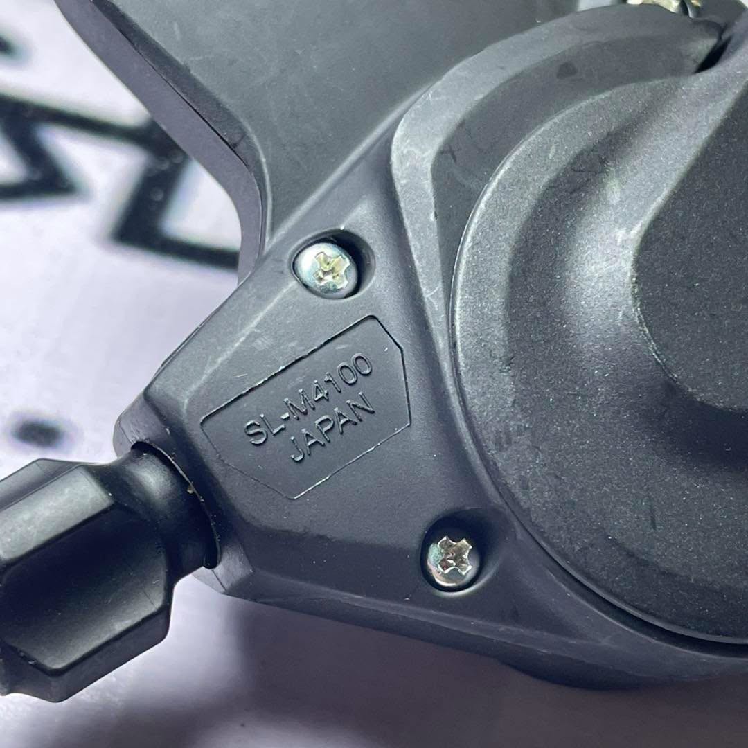 SHIMANO M4100 DEORE ( WINDOW ) SHIFTER