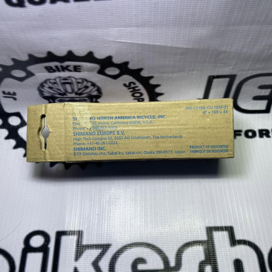SHIMANO 117.5 MM SQUARE TAPERED BOTTOM BRACKET
