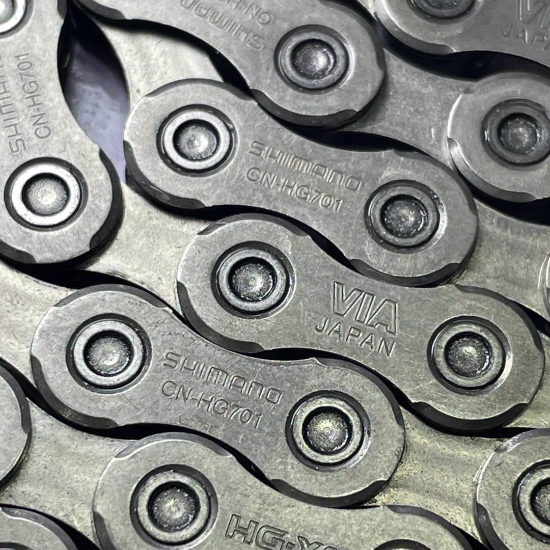 SHIMANO  ULTEGRA  CN HG701 126 LINKS PIN TYPE CHAIN