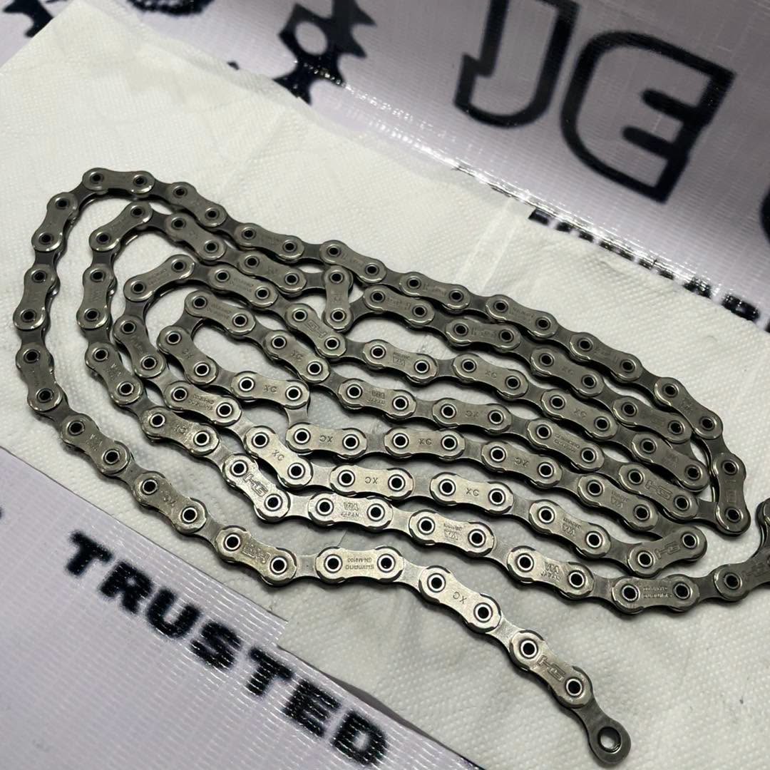 SHIMANO XTR M9100 126 LINKS CHAIN  WITH MISSING LINK