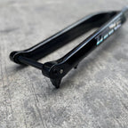 TANKE 27.5 GRAY / BLACK GLOSSY CARBON RIGID
