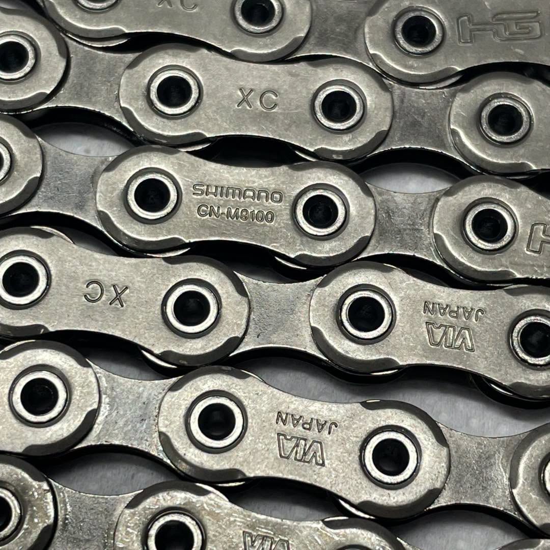 SHIMANO XTR M9100 126 LINKS CHAIN  WITH MISSING LINK