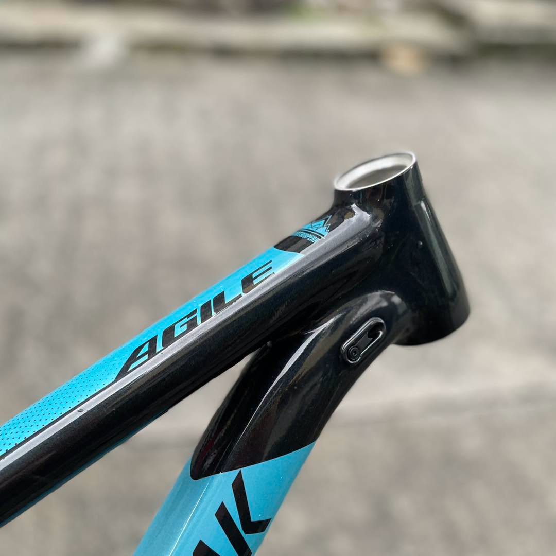MOUNTAINPEAK AGILE 27.5 MEDIUM MATTE BLACK BLUE FRAME