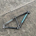 MOUNTAINPEAK AGILE 27.5 MEDIUM MATTE BLACK BLUE FRAME
