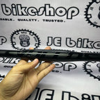 SYNCROS 700MM BLACK CARBON HANDLE BAR