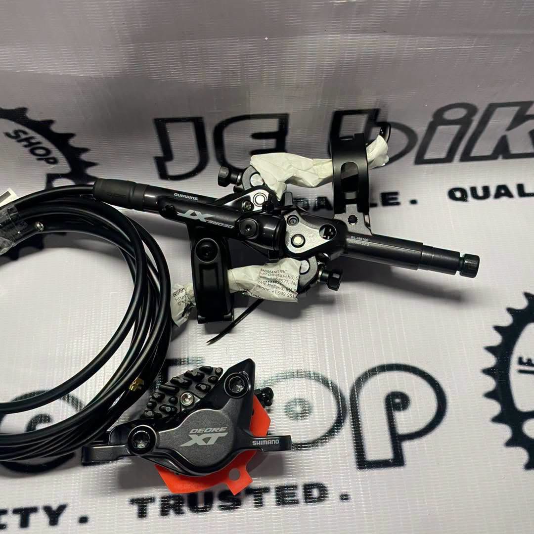 SHIMANO DEORE XT M8100 GROUPSET AND M8120 CRANKSET