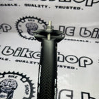 RIRO 31.6 400MM CARBON SETBACK MATTE WHITE SEATPOST