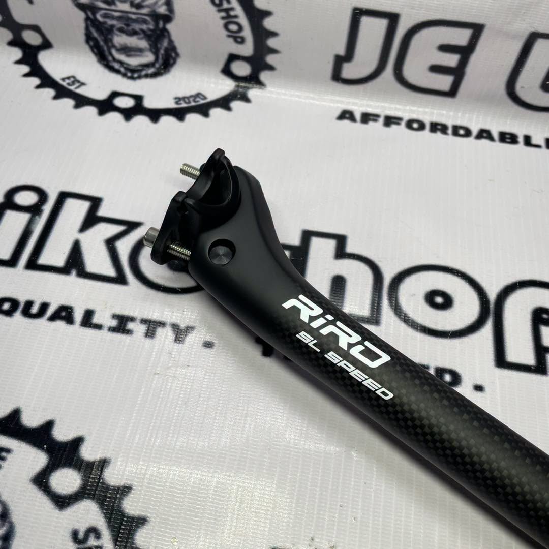 RIRO 27.2 400MM CARBON SETBACK MATTE WHITE SEATPOST