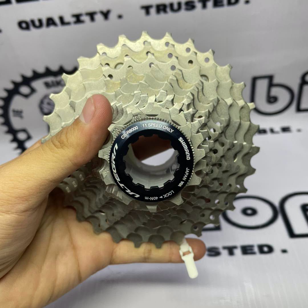 SHIMANO ULTEGRA R8000 11S - 30T COGS
