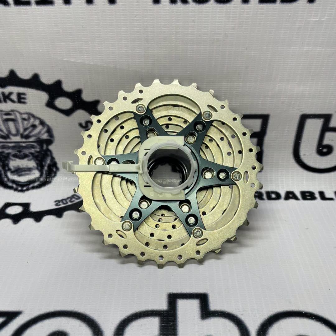 SHIMANO ULTEGRA R8000 11S - 30T COGS