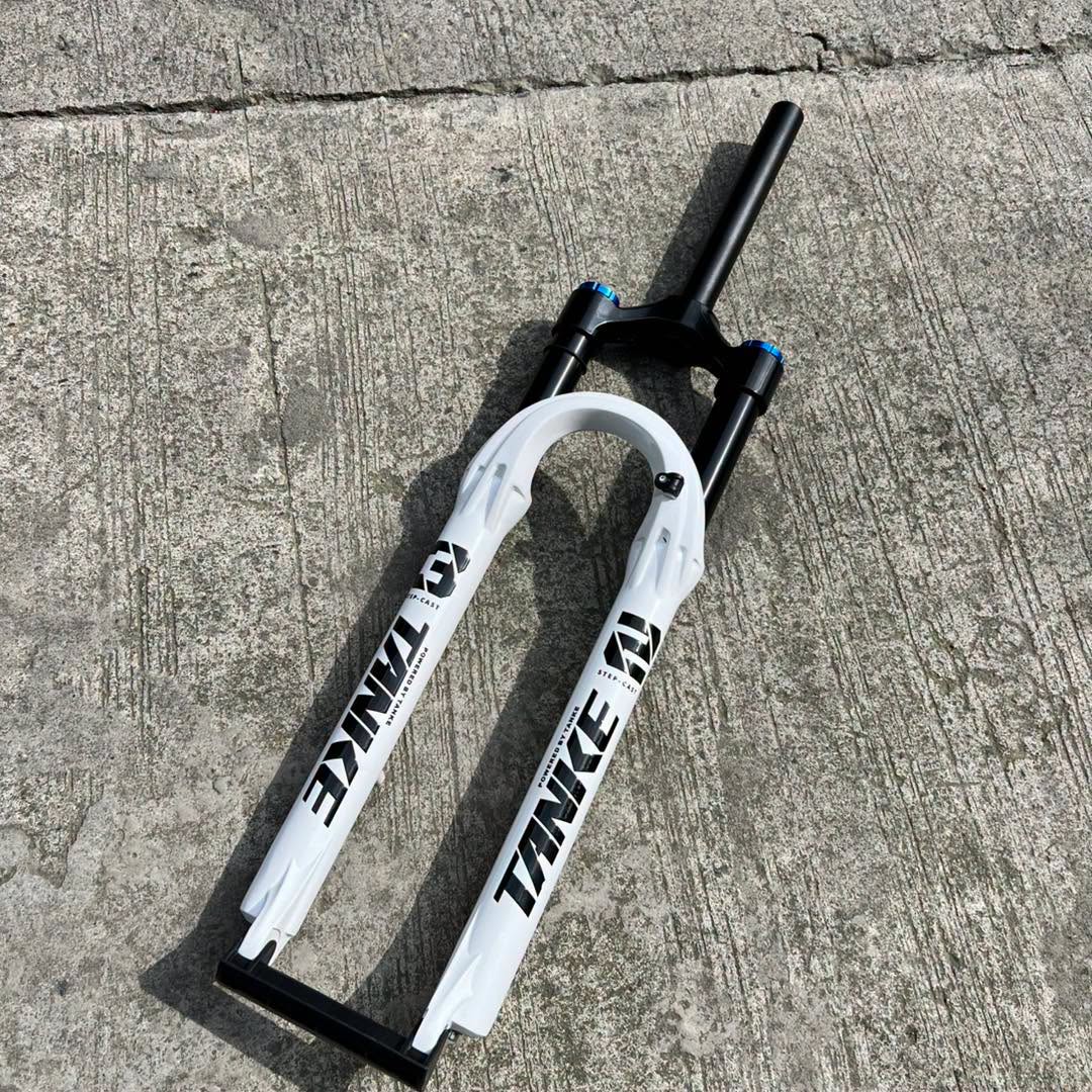 TANKE 32 29ER WHITE NON TAPERED QR AIR FORK 120MM TRAVEL