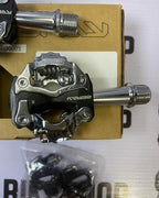 ZERAY pedal and cleat combo for secure foot connection.