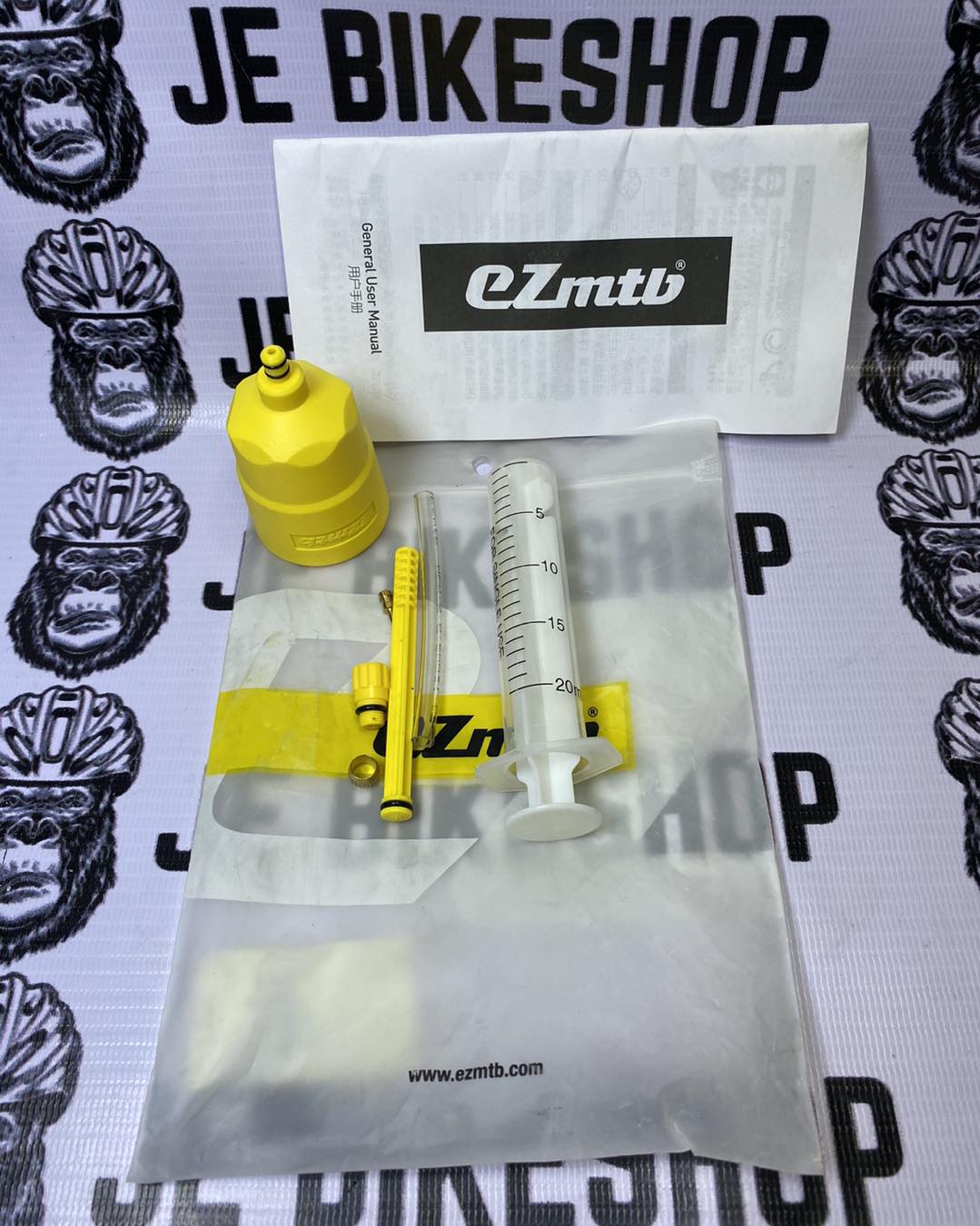 EZMTB bleed kit with mineral oil for bicycle hydraulic brakes