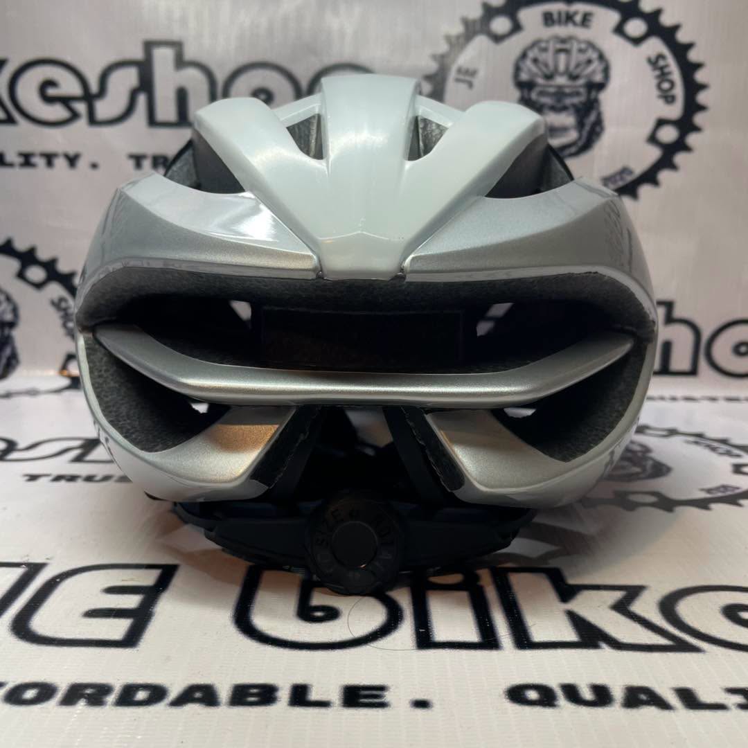 HJC IBEX 54-60CM SILVER WHITE HELMET