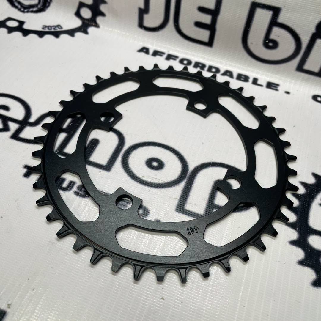 DECKAS 104BCD 44T CHAINRING