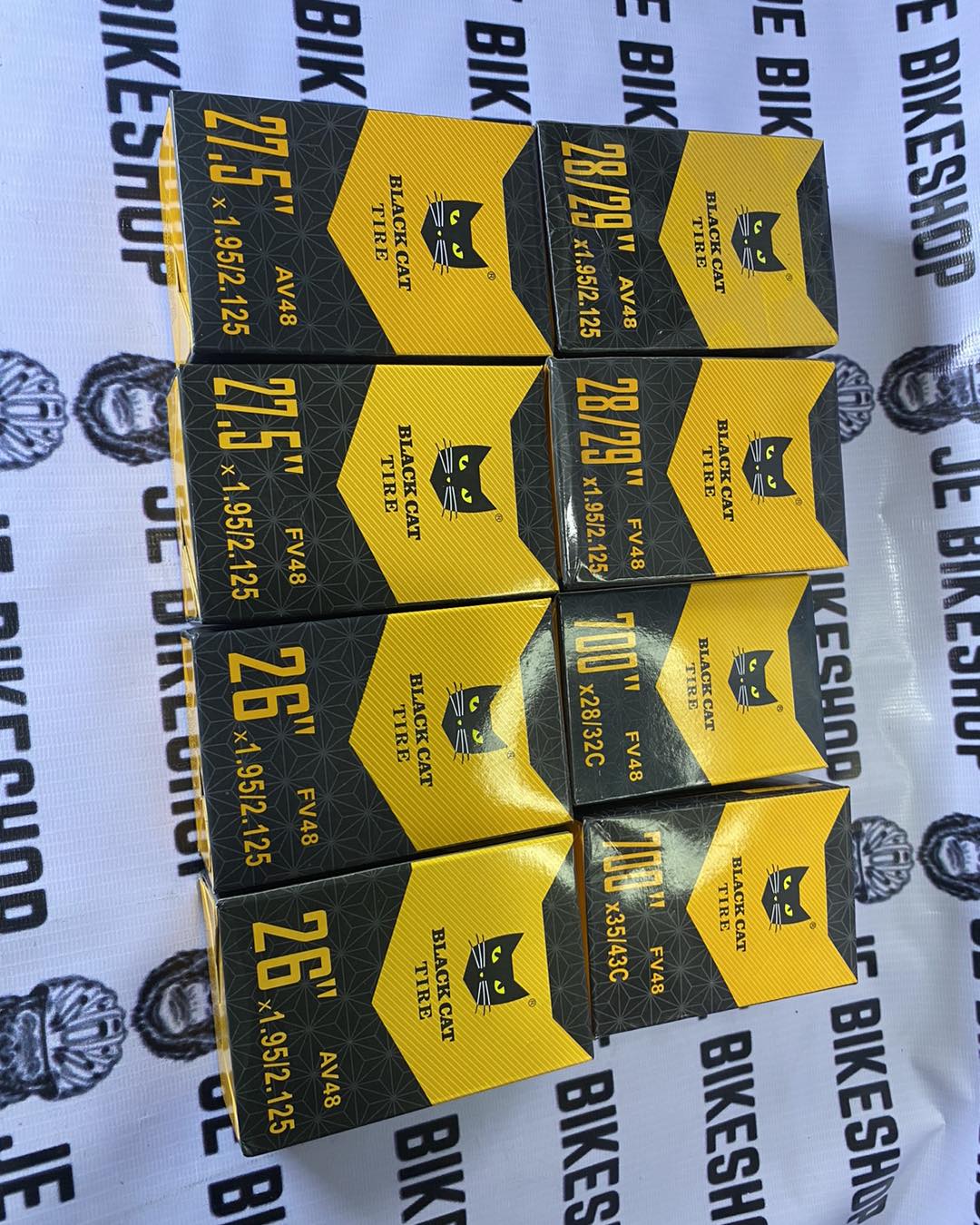 Kenda butyl tube compatible with 26”, 27.5”, and 29” tires