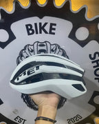 MET Trenta cycling helmet white, size medium to large.