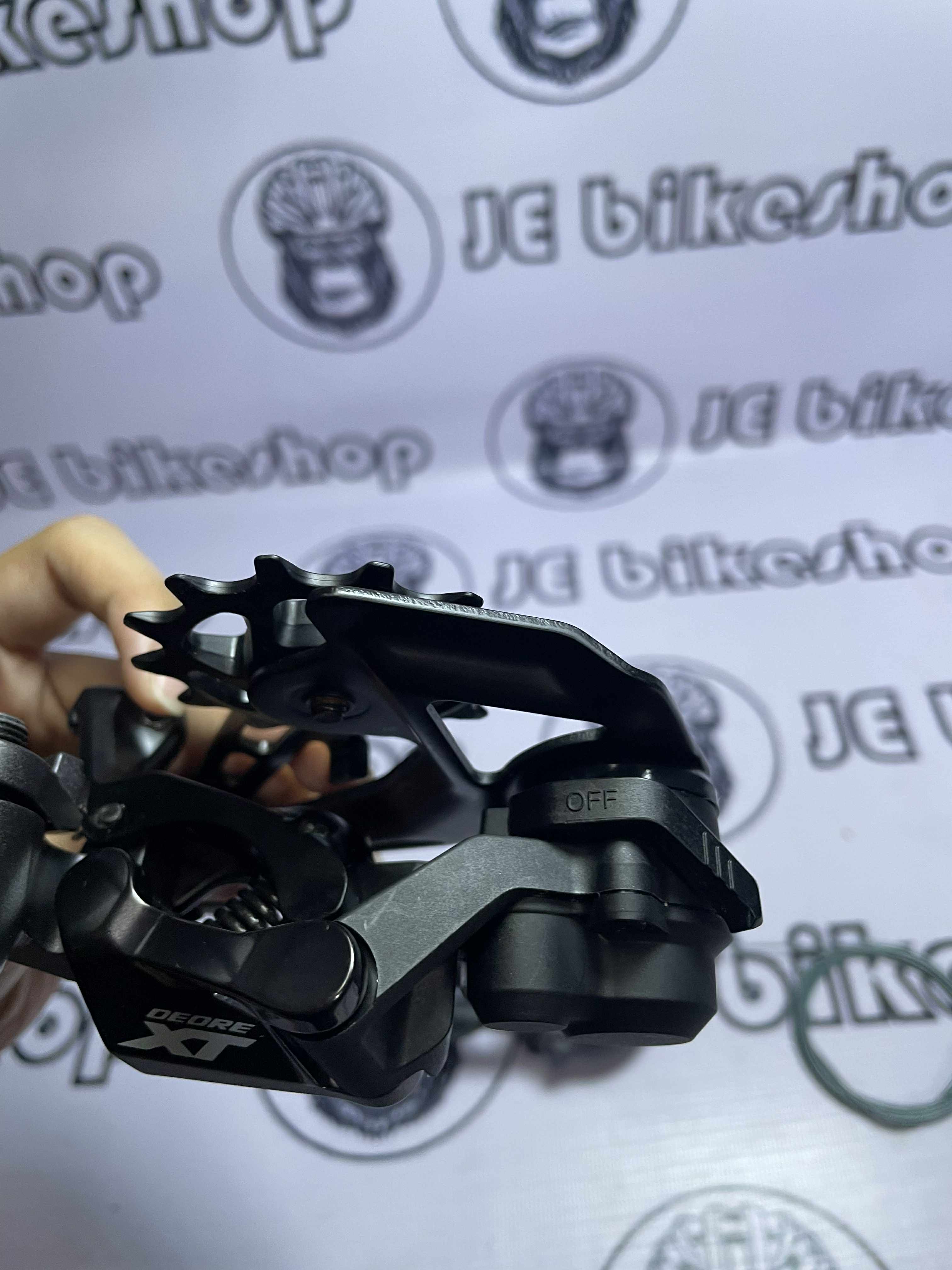 SHIMANO M8100 DEORE XT RD AND SHIFTER 12 SPEED