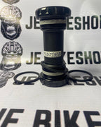 PRO-WHEEL Shimano style Hollow-Tech BB with sealed bearings.