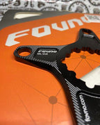 Fovno ML-018 chainring adapter for converting SRAM Direct mount to 104 BCD.
