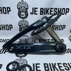 High-performance SLX M7120 crankset with 32T chainring for smooth pedaling