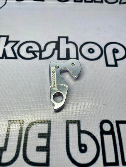 BICYCLE DROP OUT REAR DERAILLEUR HANGER #36