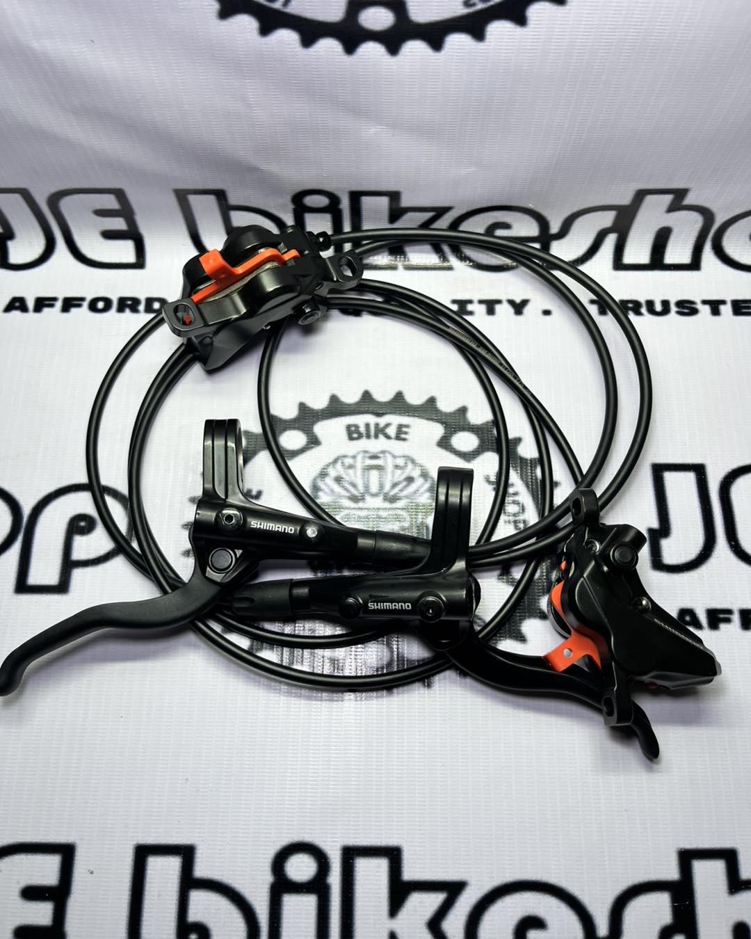 SHIMANO DEORE MT420 HYDRAULIC DISC BRAKE SET BL-MT401 BRAKE LEVER AND BR-MT420 BRAKE CALIPER 4 PISTON / QUAD PISTON