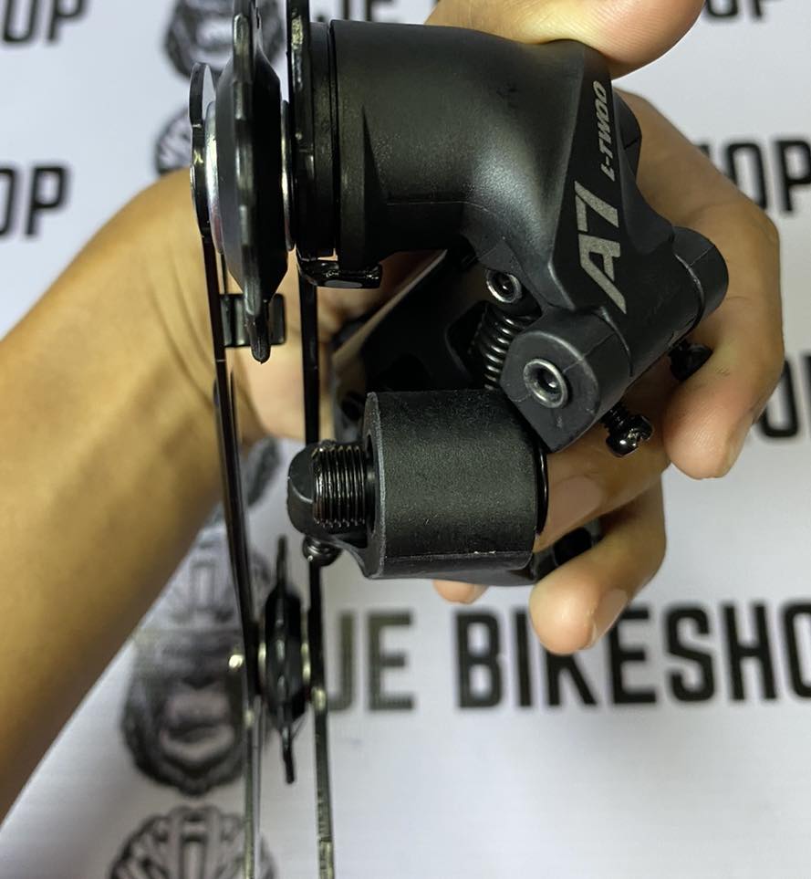 LTWOO A7 windowed trigger shifter and rear derailleur set