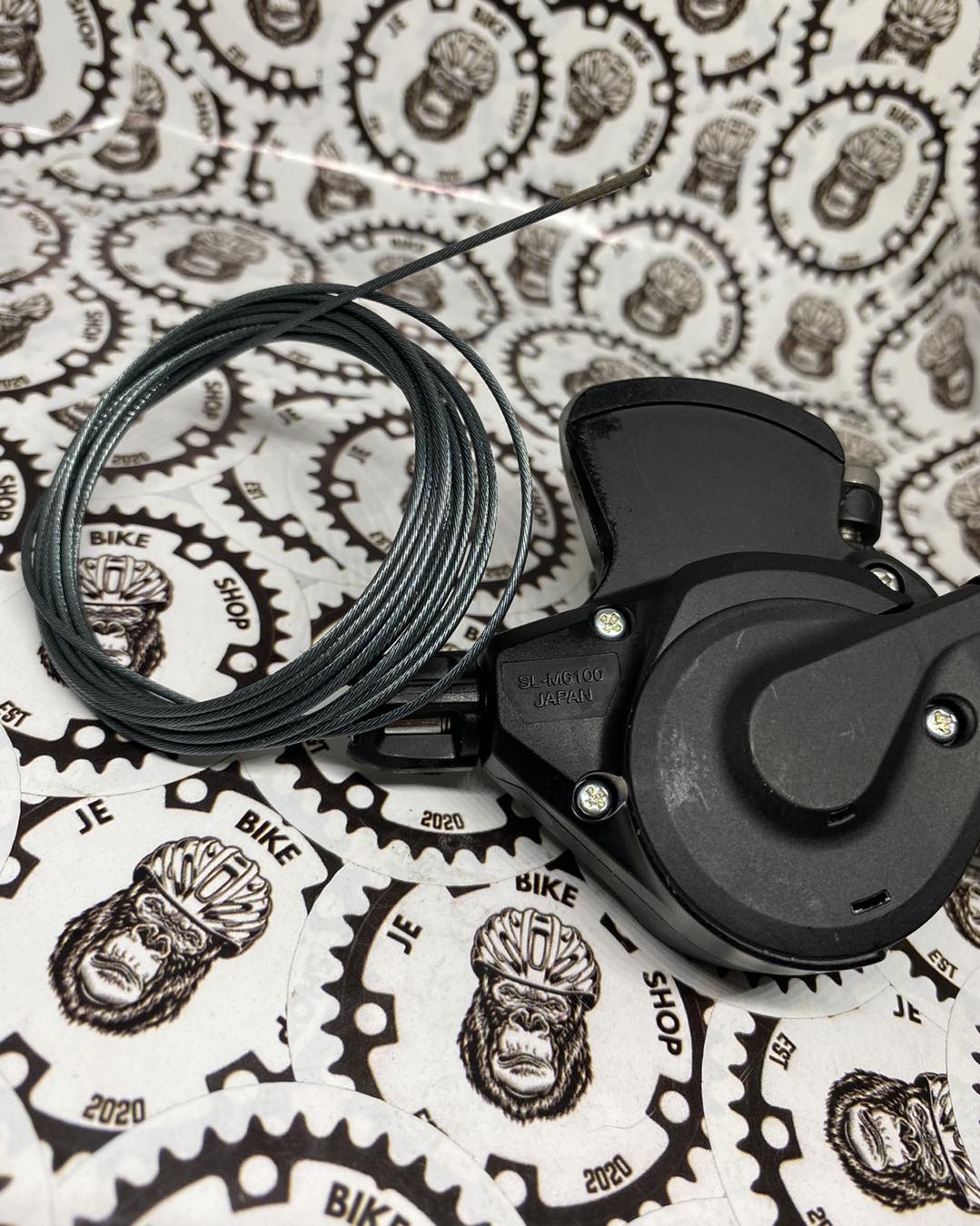 SHIMANO DEORE M6100 SHIFTER 12 SPEED WINDOW WITH WIRE INCLUDED  - DUAL RELEASE