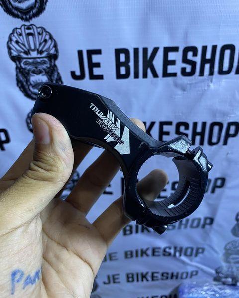 70mm Truvativ Hussefelt slammed stem, 17° angle, aluminum alloy.