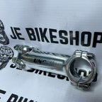UNO 100mm 7-degree polished silver bike stem.
