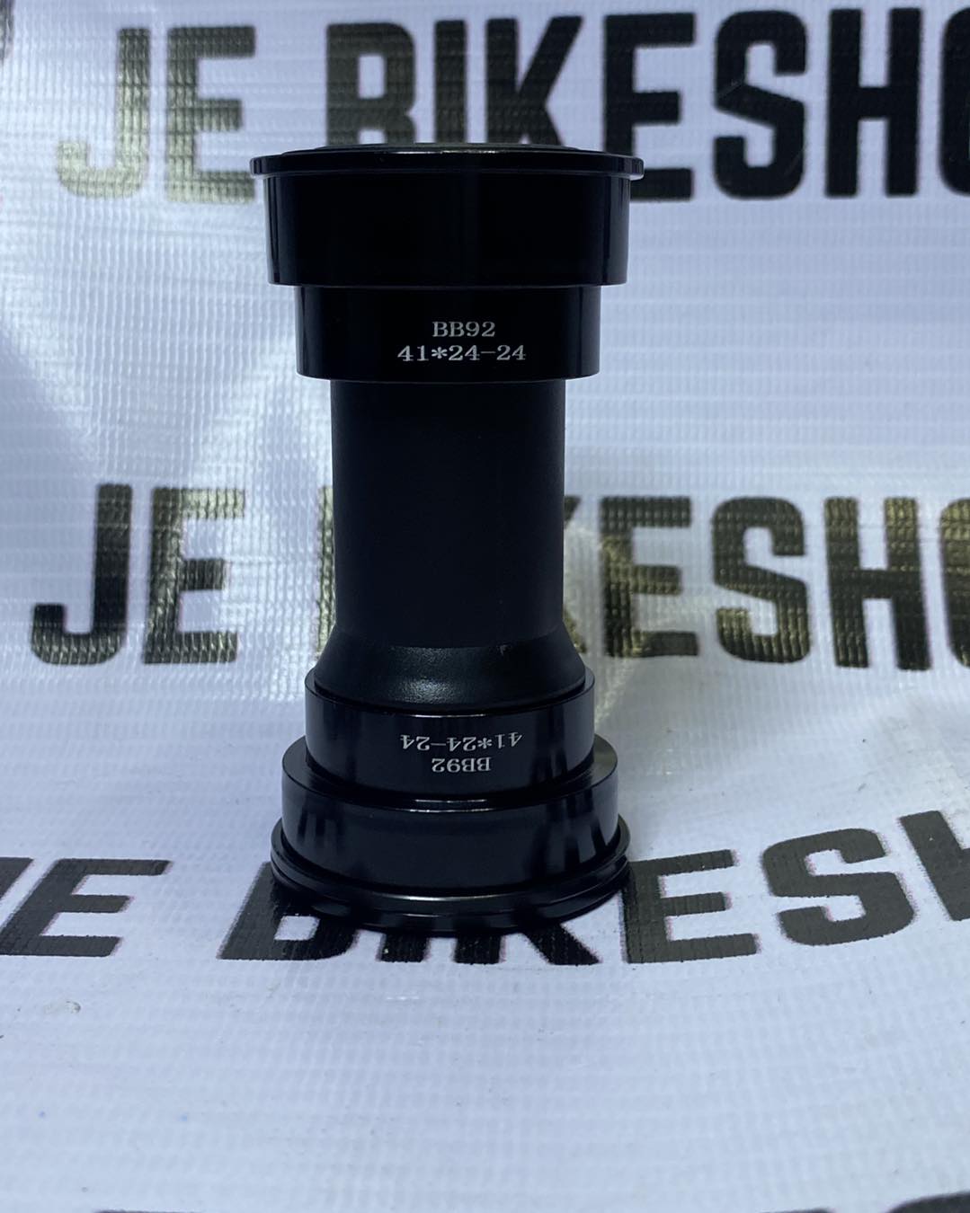 Goldix Press-Fit BB92 sealed bearing bottom bracket