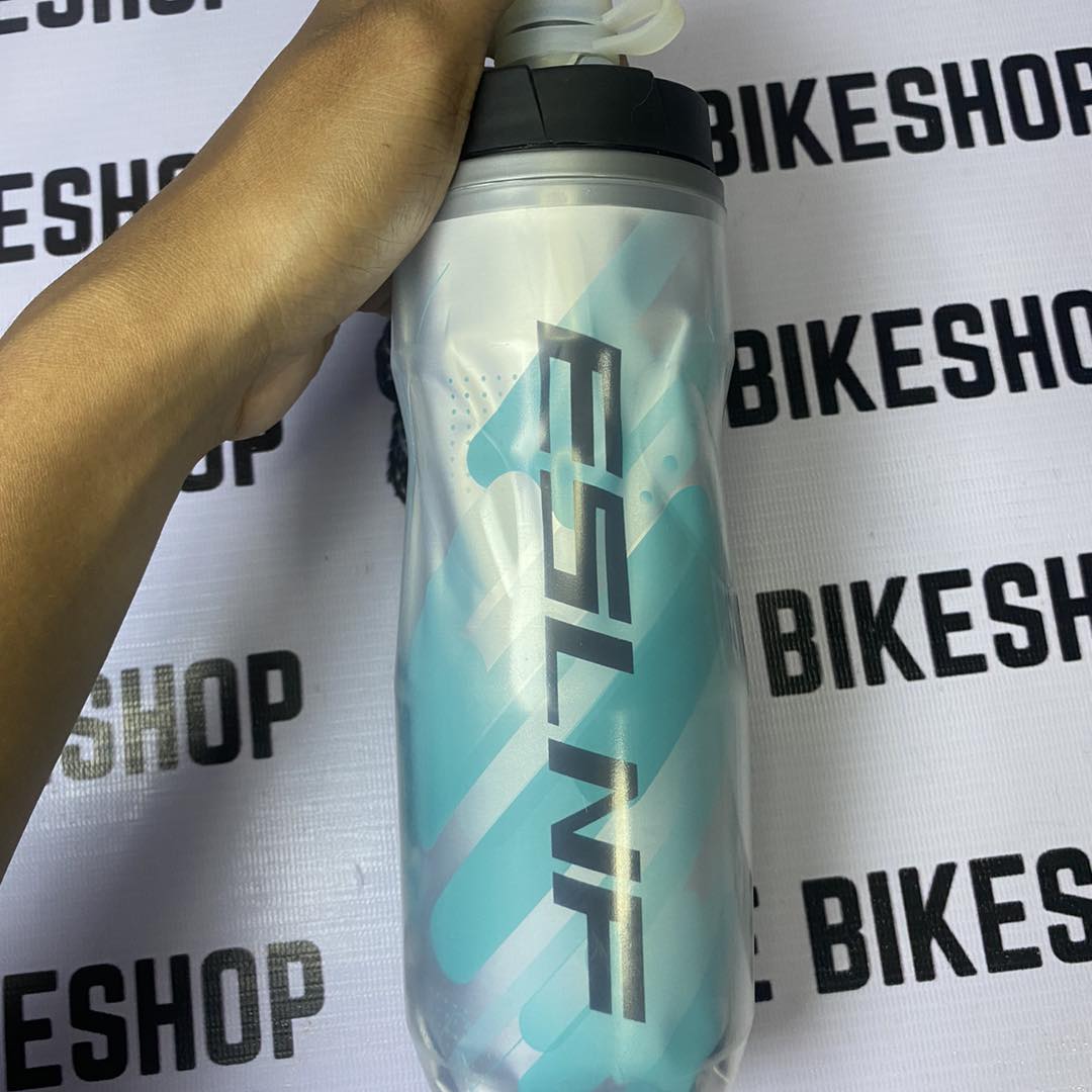 ESLNF Cool Breeze Blue insulated bottle, portable and durable.