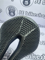 3D PRINTED HONEYCOMB SADDLE