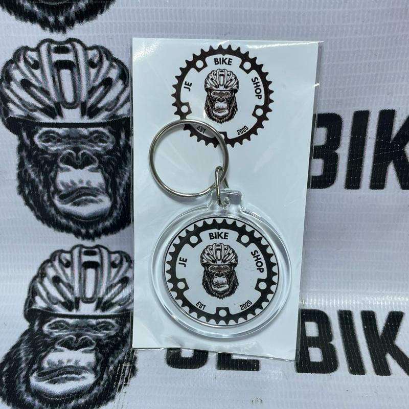 JE Bikeshop key chain for cycling enthusiasts
