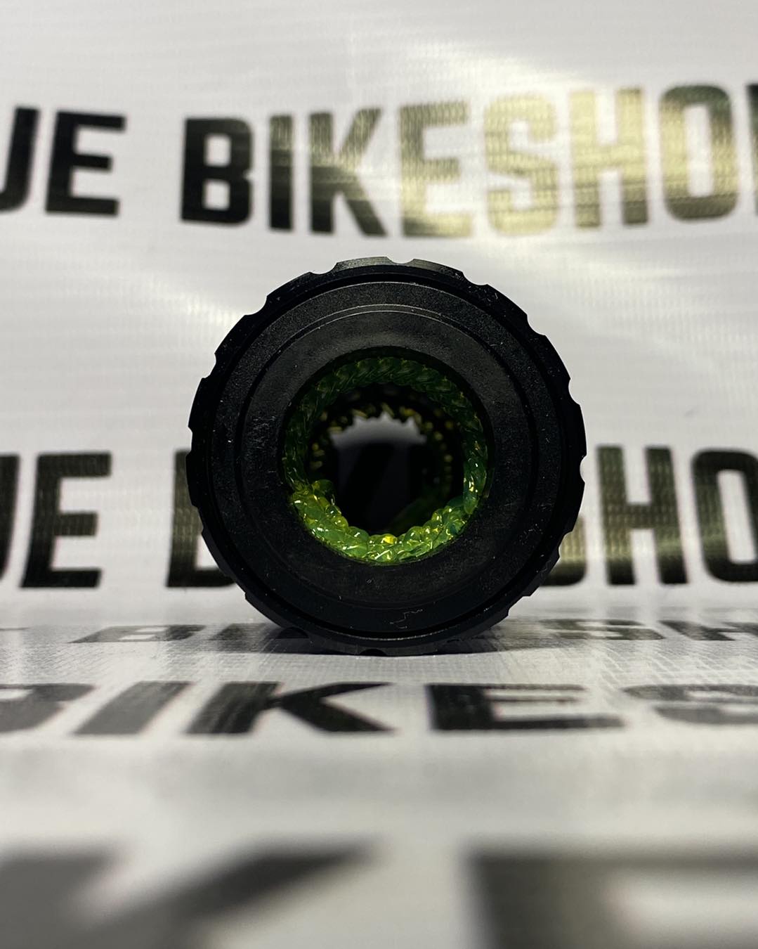 Shimano mountain bike bottom bracket sealed cartridge