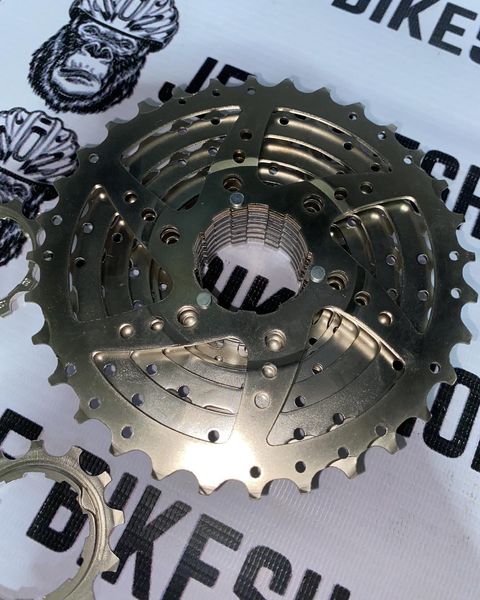 11S VG Sports 11-32T cassette for MTB and road bikes, HG spline compatible.