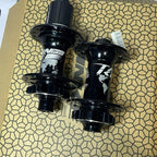 TANKE TH490 Boost thru axle black pair for mountain bikes.